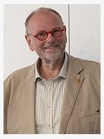Herr Hendrik Korthaus
