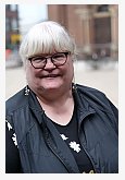 Frau Elfriede  Lorenz